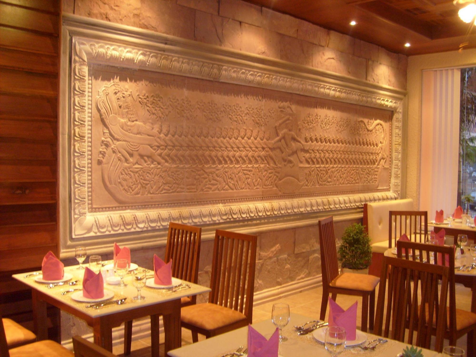 Blue River Hotel بنوم بنه المظهر الخارجي الصورة