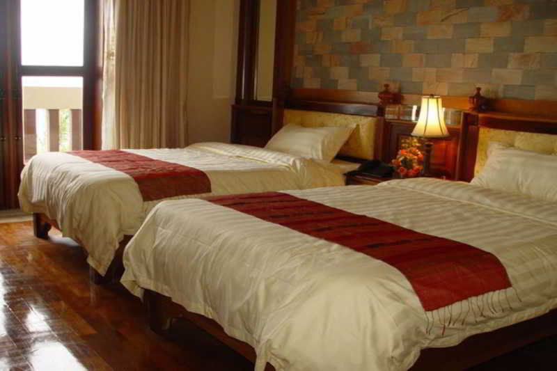 Blue River Hotel بنوم بنه المظهر الخارجي الصورة